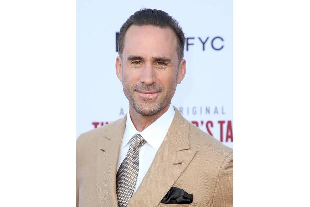 Sein Kollege Joseph Fiennes scheint dem Charme der Insel komplett verfallen zu sein, denn er besitzt nicht nur ein Anwesen in der Serra de Tramuntana, sondern lässt sich auch noch ein Haus in Son Vida ...
