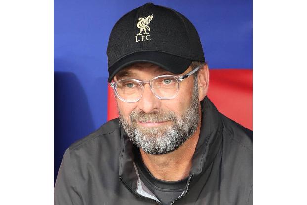 Reicht Sylt ihm etwa nicht? Fußballtrainer Jürgen Klopp scheint Inseln zu lieben, denn neben seinem Wohnsitz in Kampen auf Sylt haben er und Ehefrau Ulla eine Villa in Santa Ponsa, gleich neben dem Tennisclub.