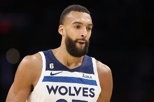NBA-Star Gobert schlägt eigenen Mitspieler