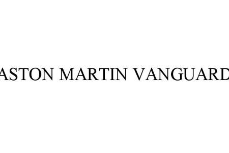 Aston Martin Vanguard Schriftzug Emblem