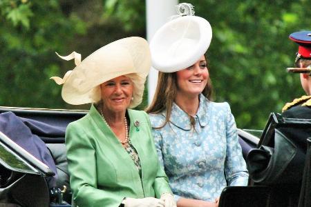 Royaler Dresscode: Diese Regeln gelten für Kate, Camilla und Co.