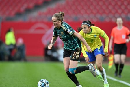 Rückschlag bei DFB-Frauen enttäuschen gegen Brasilien