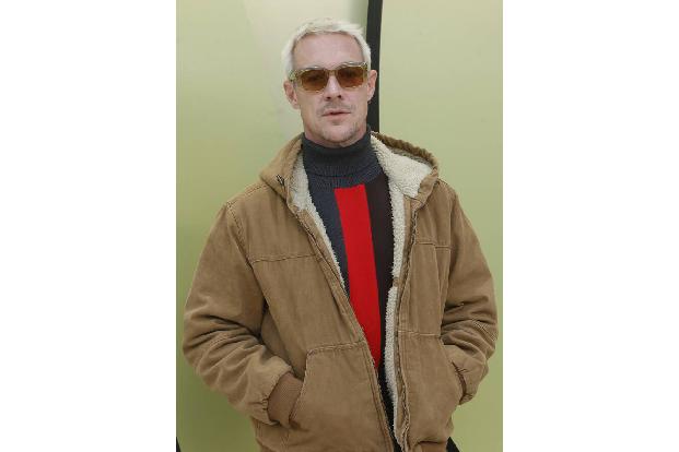 Wer den DJ und Produzenten beim Einchecken sieht, sollte vielleicht tatsächlich kurzfristig seinen Flug stornieren, denn Diplo zieht das Unglück in der Luft nahezu magisch an. Als er auf dem Weg nach ...