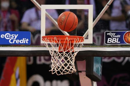 Basketball: Ex-Meister Bamberg wahrt Play-off-Chancen