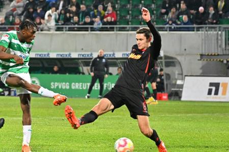 2. Liga: Regensburg verliert in Fürth