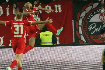 Pleite auf dem Betzenberg: HSV verpasst Platz zwei