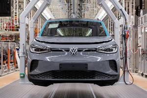 05/2022, VW Volkswagen ID.4 Werk Emden Produktion Fertigung