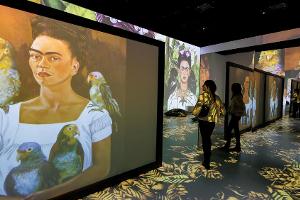 Die Welt von Frida Kahlo kommt nach Hamburg