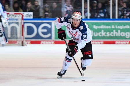 Haie holen MacLeod aus Nürnberg