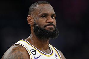 Promibonus beim Twitter-Häkchen: Musk zahlt für "King" James