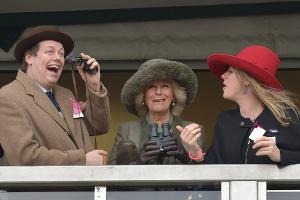 Raus ins royale Rampenlicht? Das muss man über Camillas Kinder wissen