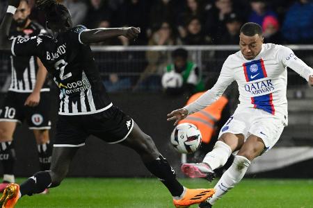 Doppelpack Mbappe: PSG weiter auf Titelkurs