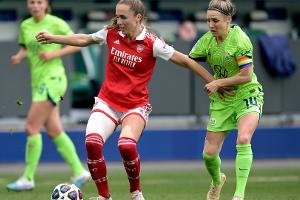 2:2 nach 2:0: Wolfsburgerinnen verspielen Sieg gegen Arsenal