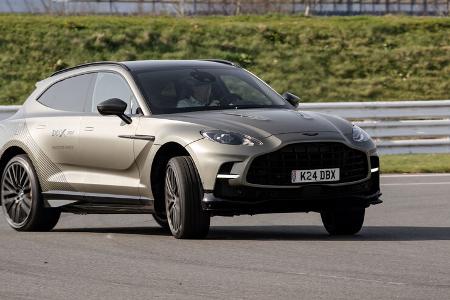 Aston Martin DBX 707