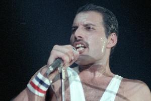 Freddie Mercury: Beste Freundin versteigert 1.500 Erinnerungsstücke