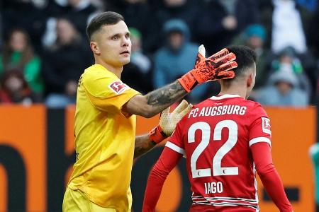 Augsburg ohne Spieler-Quartett nach Frankfurt
