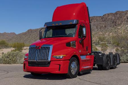 08/2022, Western Star 57X Fronthauber Langstrecken-Lkw