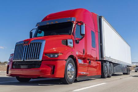 08/2022, Western Star 57X Fronthauber Langstrecken-Lkw