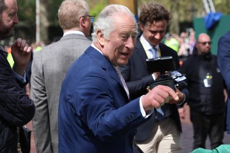 Vor Krönung von Charles: Tränen, Small Talk und aufgeregte Royal-Kids