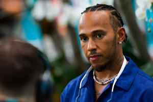 Mit Regenbogenflagge in Miami: Hamilton kritisiert DeSantis