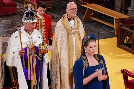 Bei der Krönung: Schwert-Trägerin Penny Mordaunt stahl allen die Show
