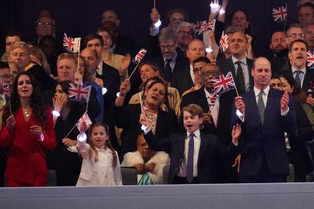 Krönungskonzert: Charlotte und George feiern Opa, Papa und die Muppets