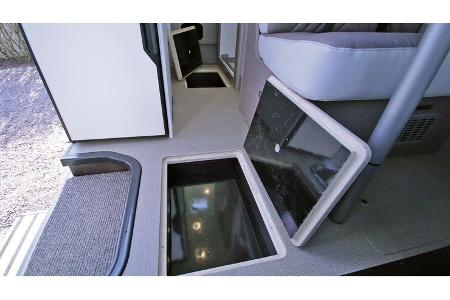 Bürstner Lineo C 590 (2022)