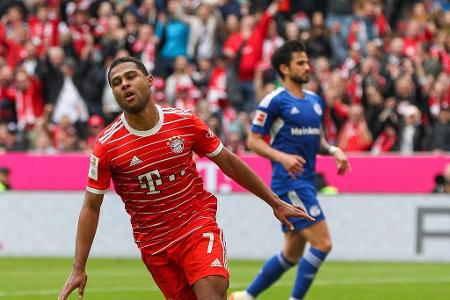 Noten und Einzelkritik zu FC Bayern vs. Schalke - Am Samstagnachmittag musste FC Bayern im Titelrennen der Bundesliga vorlegen. Gegen den FC Schalke 04 gab sich der Rekordmeister keine Blöße und gewann auch in der Höhe verdient mit 6:0. Alle Akteure in der Einzelkritik: