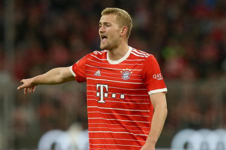 Matthijs de Ligt (bis 84.) - Note: 2,5 - Hinterließ in den Luftduellen mit Frey einen souveränen Eindruck und entschied den Großteil für sich. Verschob zudem geschickt im Raum und stellte Passwege gekonnt zu.