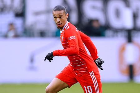 Leroy Sané - Note: 2,5 - Fand häufig die freien Räume und stach dann mit energischen Läufen in diese hinein. Wurde im Passspiel ebenfalls immer zwingender. Legte das 1:0 mit viel Übersicht für Müller auf. Nahm später deutlich den Fuß vom Gas.