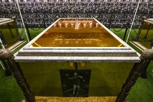 Peles Ruhestätte in Santos eröffnet