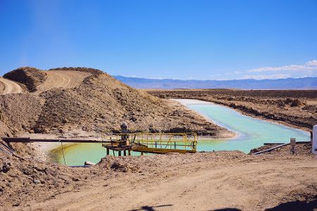 Sole-Pools für den Lithium-Bergbau