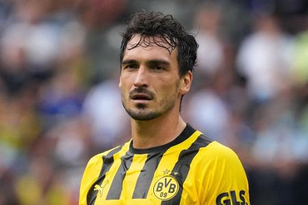 Mats Hummels (bis 90.) - Note: 2,5 - Immer wieder mit guten Ideen im Spielaufbau. Seine hohen Bälle stellten die Augsburger vor große Probleme. Hinten ließ der Routinier nichts anbrennen. In der zweiten Halbzeit aber mit einem fast zu ausgeprägten Offensivdrang, der dem FCA Umschaltgelegenheiten eröffneten.