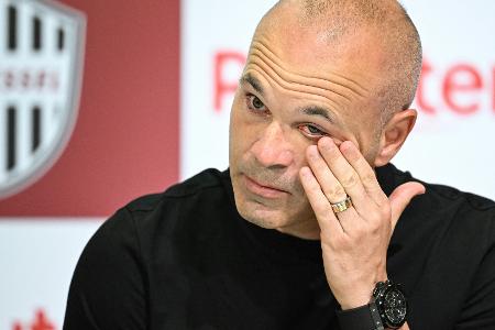 Iniesta verlässt Kobe - will Karriere aber fortsetzen