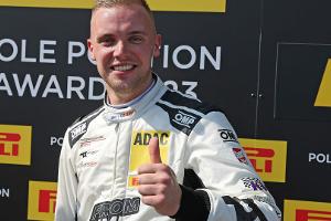 Rookies rocken den DTM-Auftakt - Heinemann Spitzenreiter