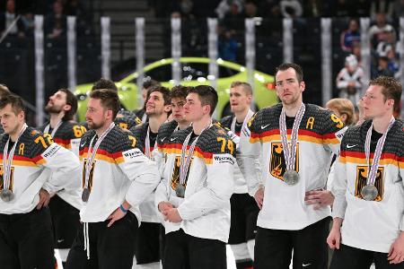 Eishockey-Helden gelandet - Kreis: 