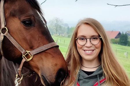 Pferdehalterin Alexandra