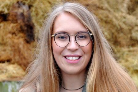 Mann muss mit Eltern klarkommen