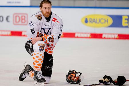 DEL: Krupp verlängert in Wolfsburg