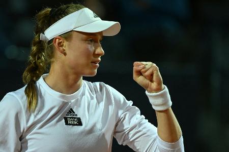 French Open: Rybakina locker in Runde zwei - Gauff mit Mühe