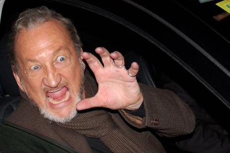 Robert Englund: Diesen Darsteller will er als neuen Freddy Krueger