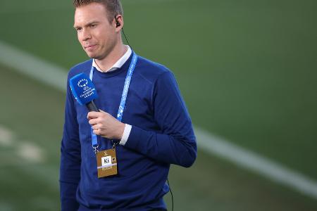 DFB-Zoff mit den Bayern: Wolfsburg-Coach Stroot irritiert