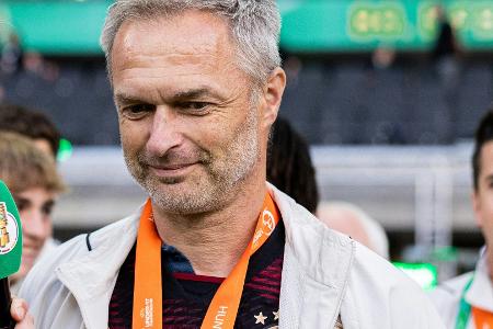 Wück über Ausbildung: 