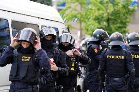 Conference League: Drei Verletzte nach Fanangriffen