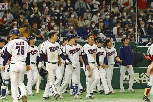 Alkohol während des Spiels: Geldstrafen für Baseballer