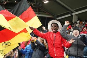 DFB: Frühe Anstoßzeit als Signal an junge Fans