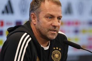 Völler gibt Flick Jobgarantie: "Absoluter Top-Trainer"