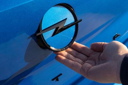 Opel Astra Electric Heckklappe Logo