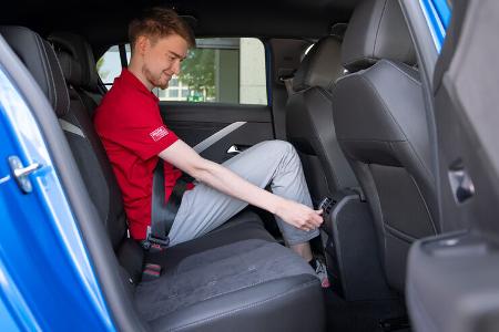 Opel Astra Electric Rücksitzbank