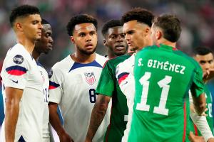 Turbulenzen bei US-Sieg - Davies schießt Kanada ins Finale